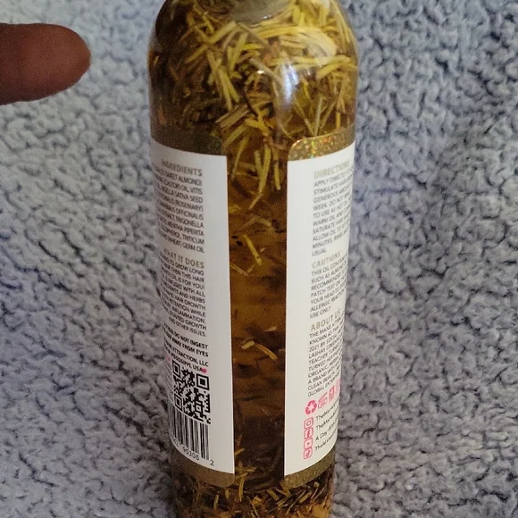 TMA Extra Strength Rosemary & Fenugreek Hair Growth Oil — Gold - Picture 4 of 4